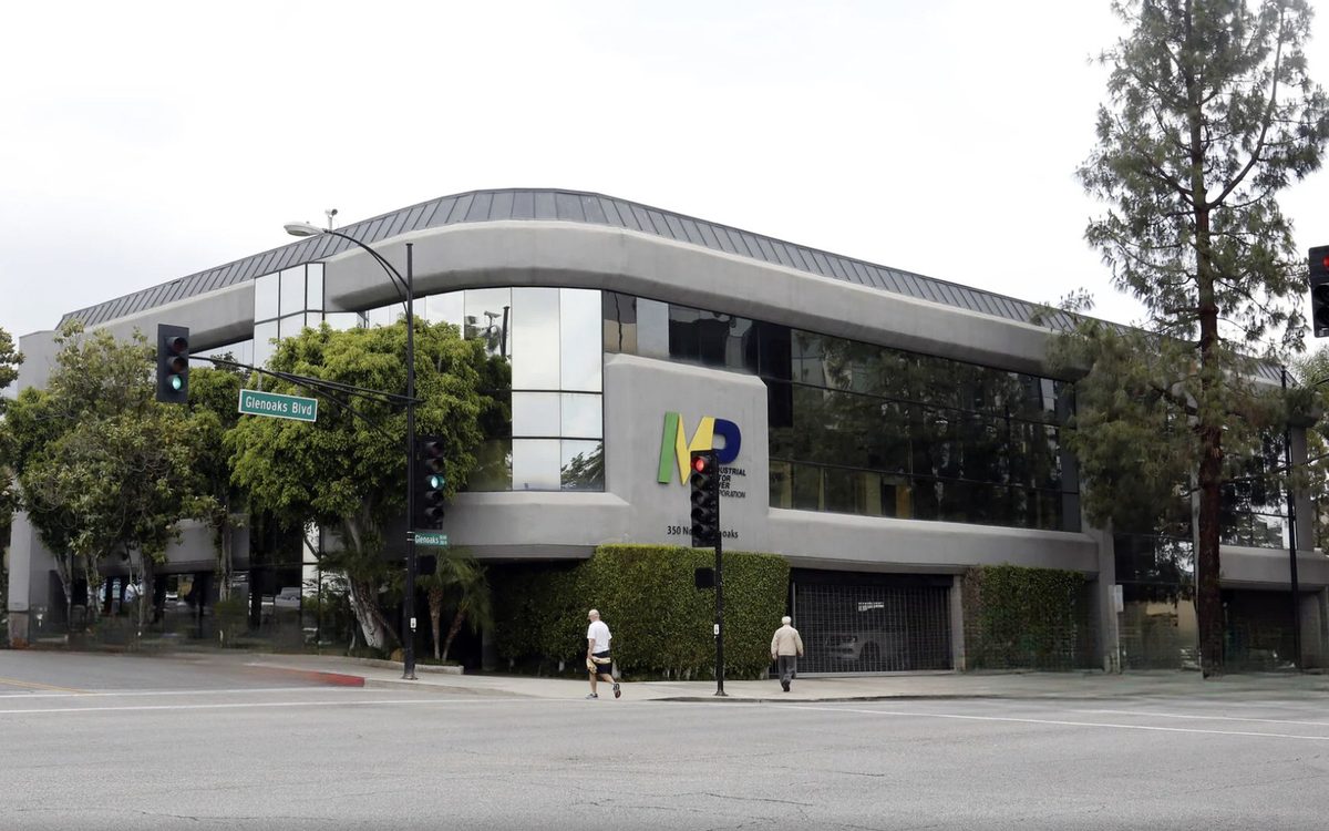 350 N Glenoaks, Burbank, CA